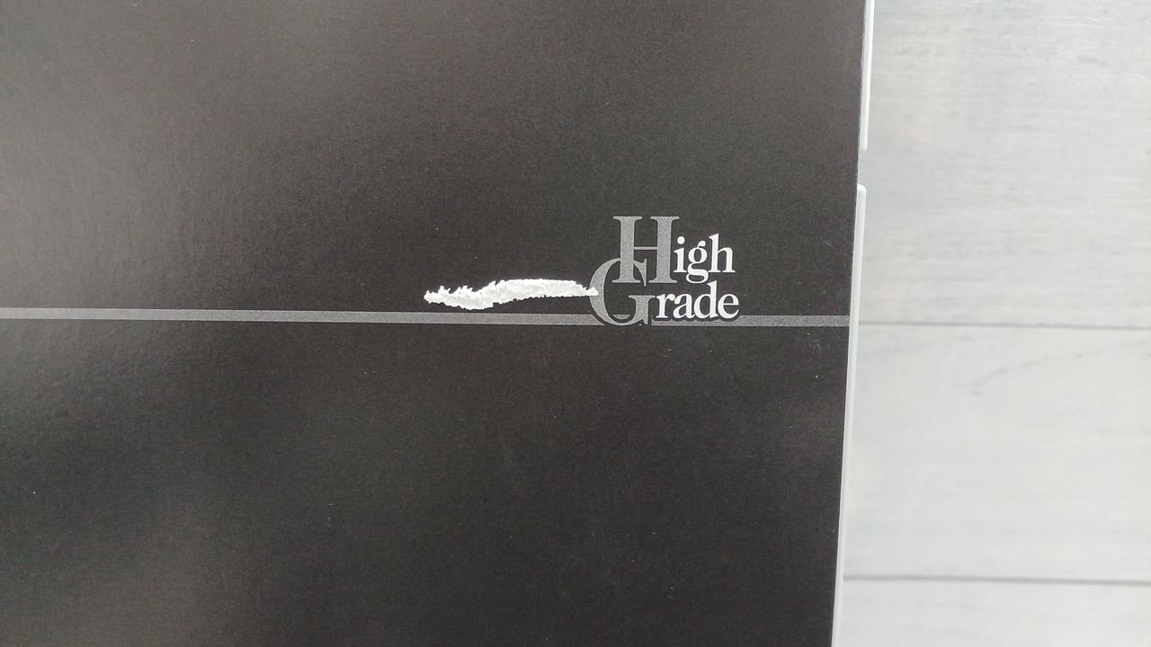 ケースにキズがあります。