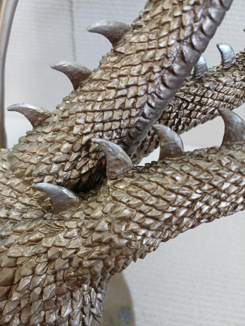 背びれに一ヶ所修繕あり