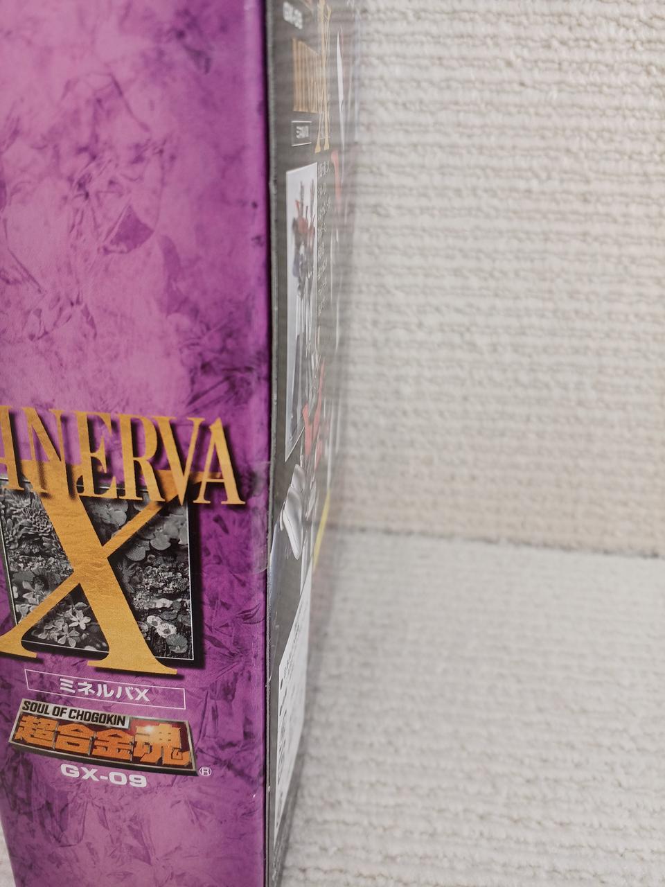 テープ未開封です。