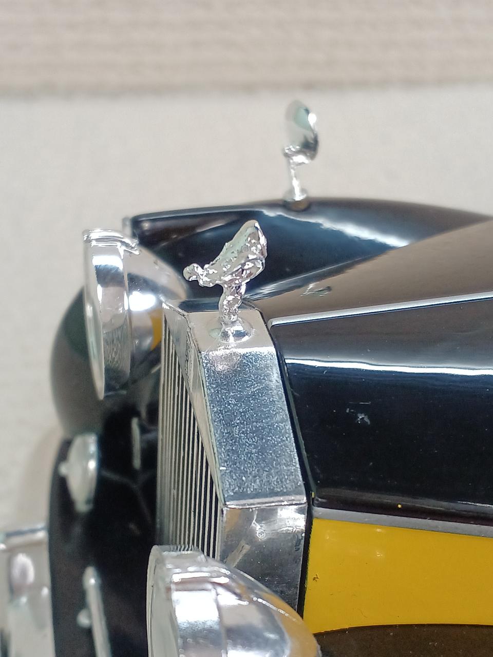 パーツ破損の為接着剤で補強してます