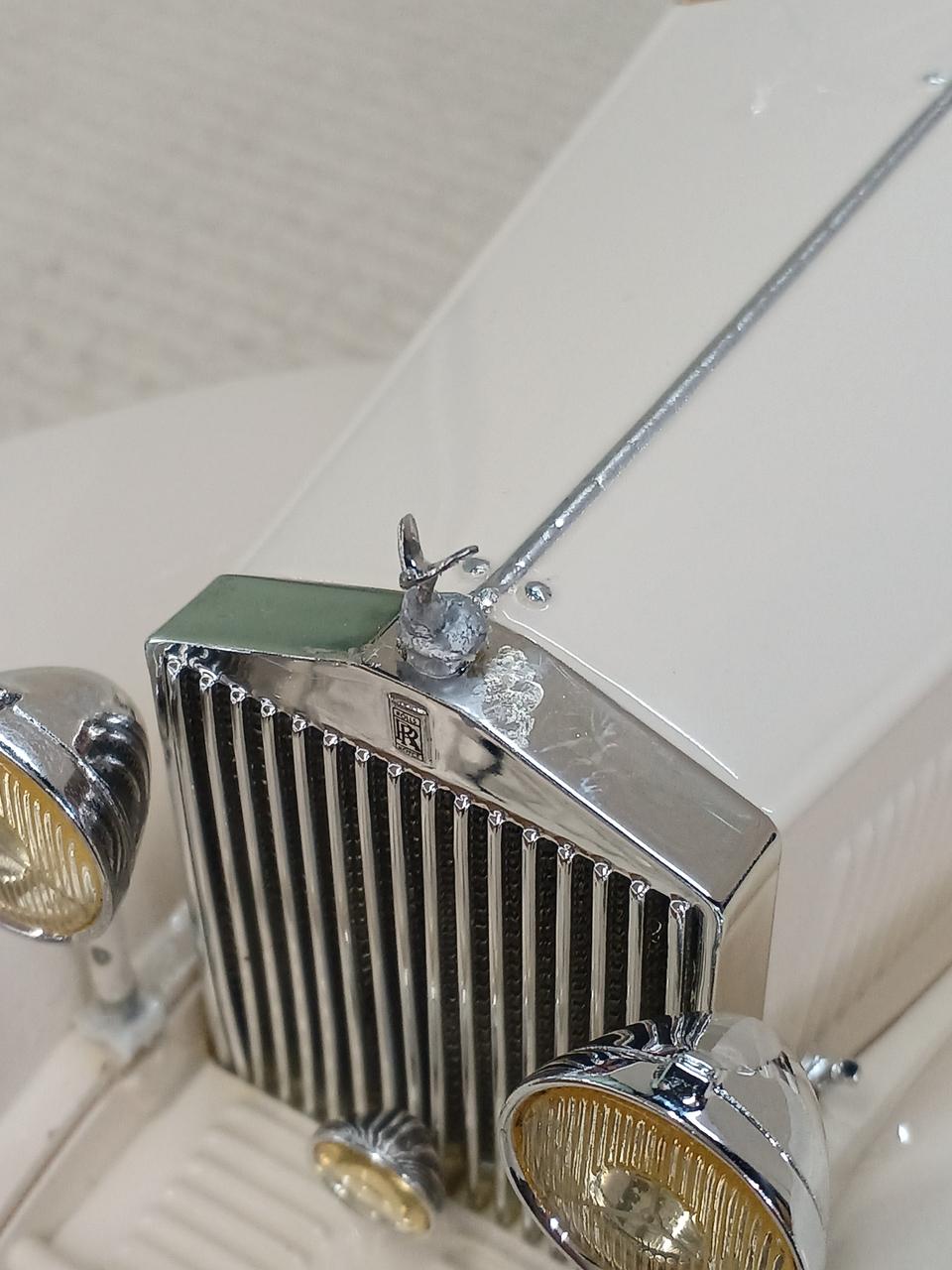 パーツ破損の為接着剤で補強してます