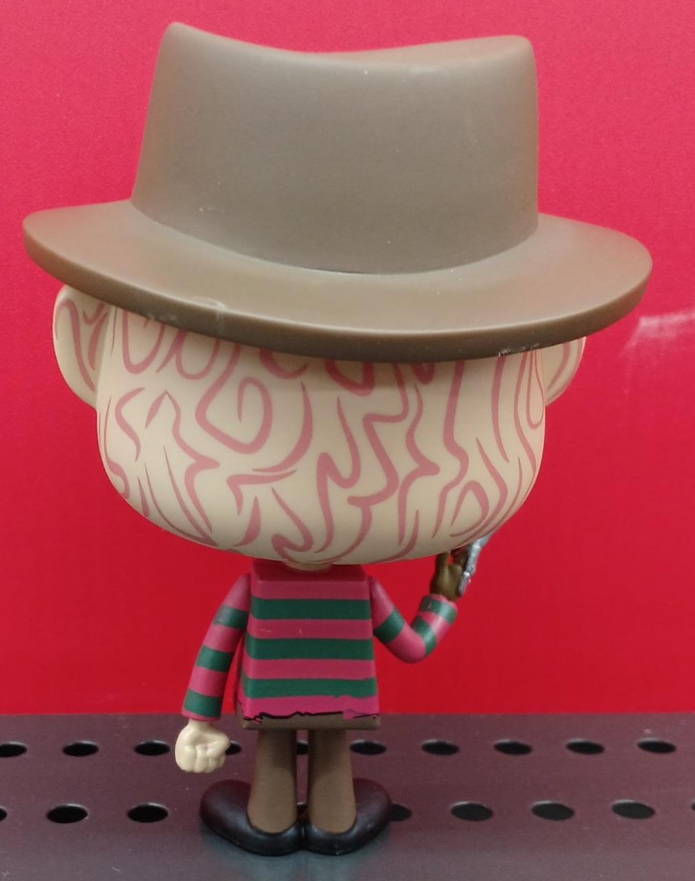 細かな傷が見られます。