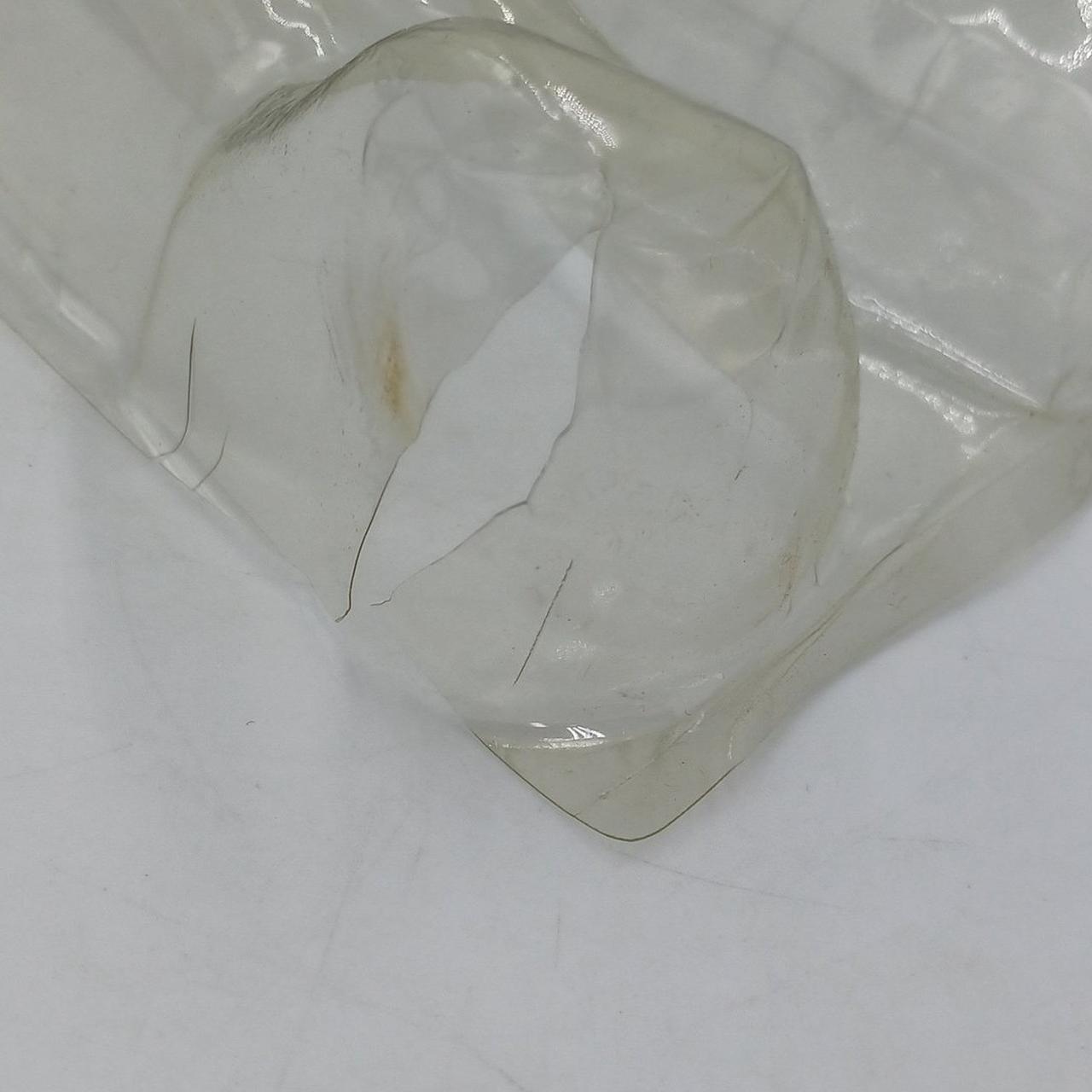 ブロスター割れ