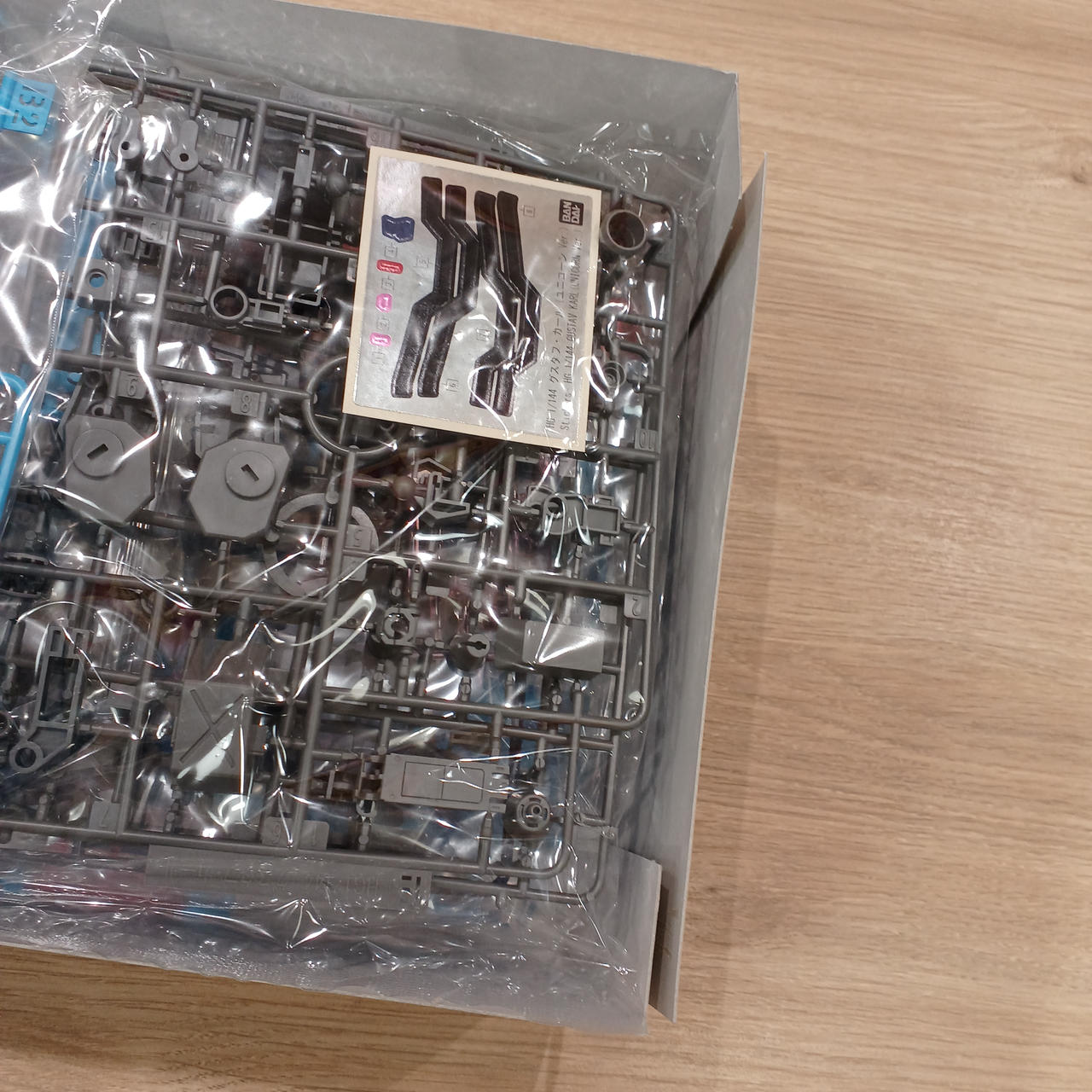 箱の接着剥がれ