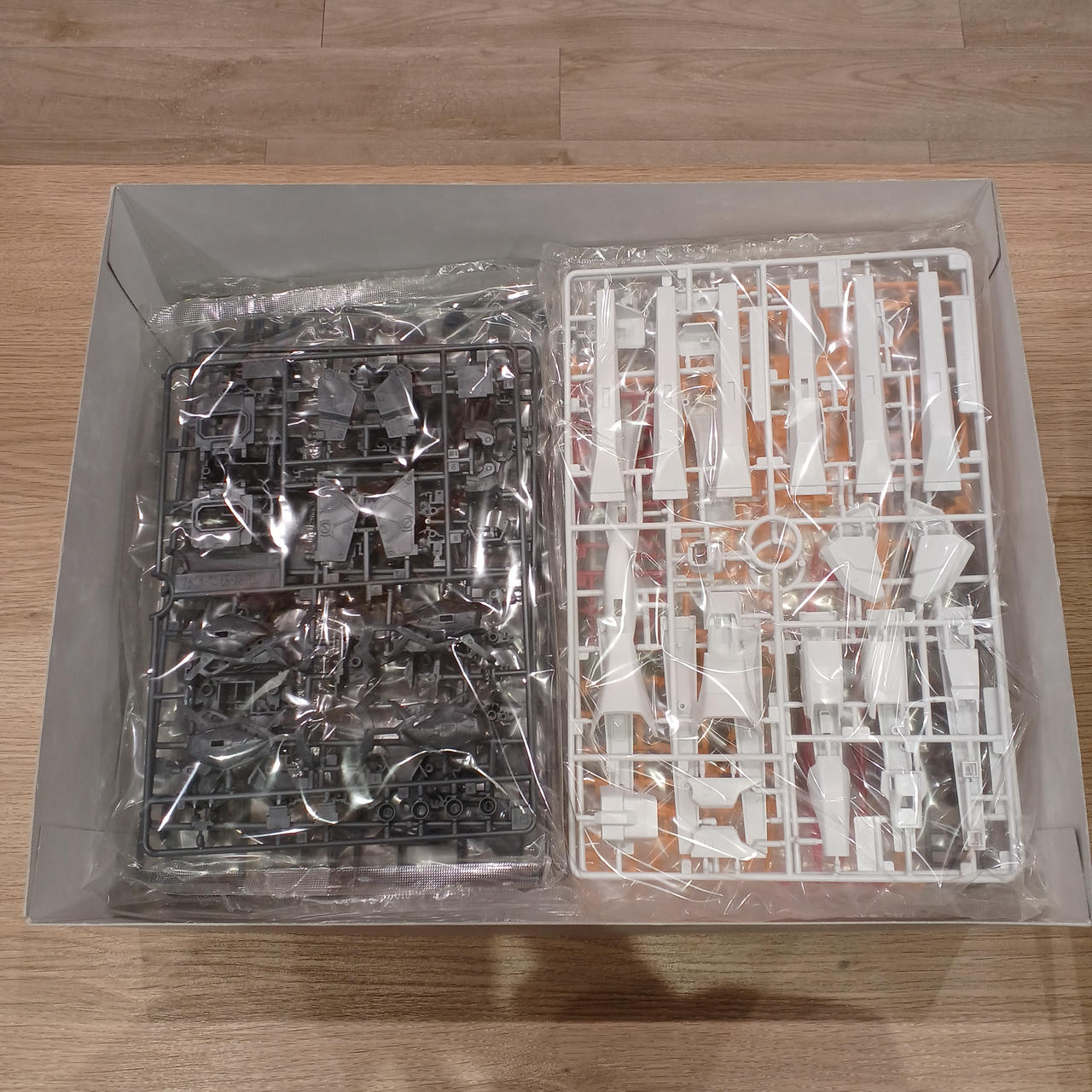 BANDAI|機動戦士ガンダム 逆襲のシャア|HARDOFFオフモール（オフモ