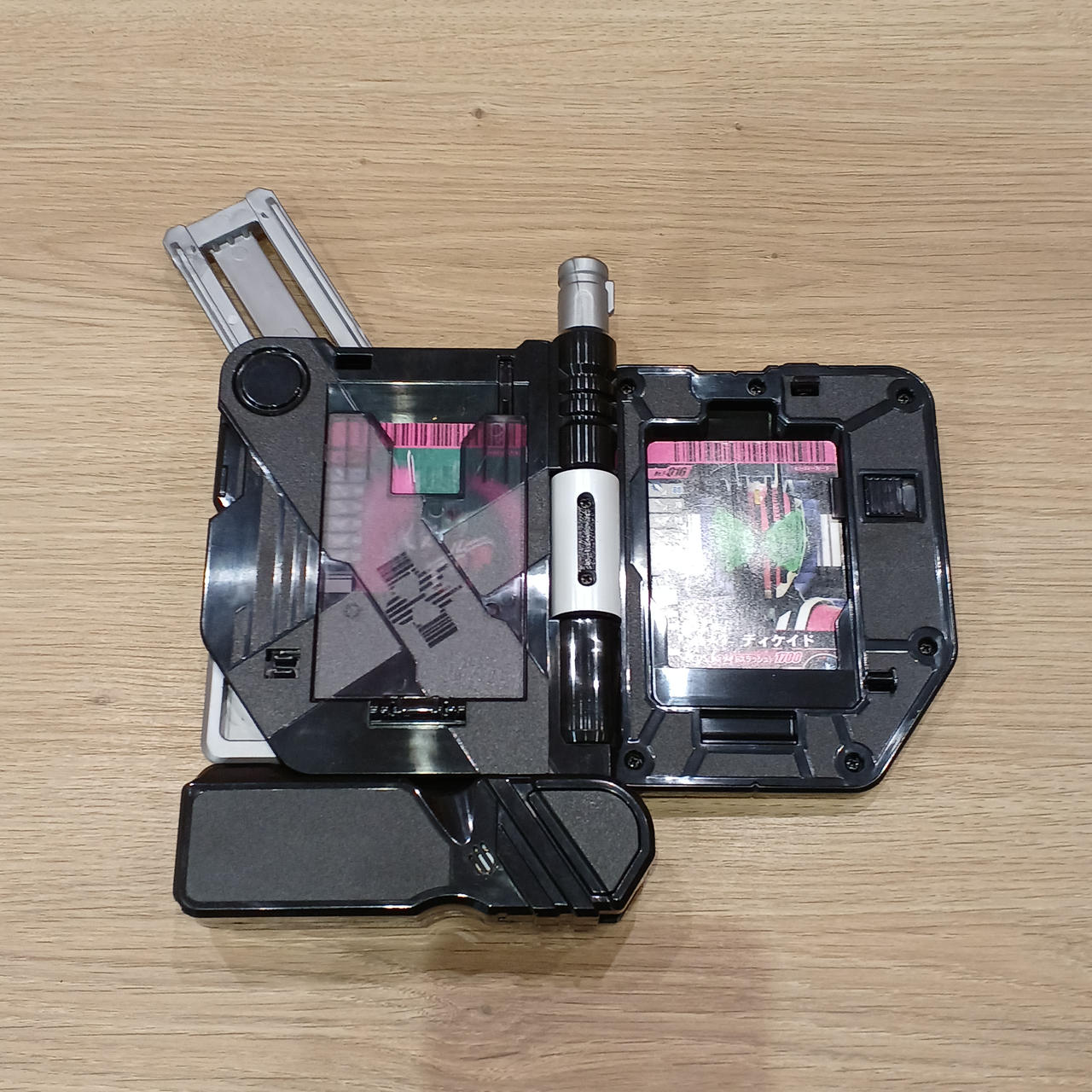 バンダイ(BANDAI)|仮面ライダーディケイド|【ハードオフ公式通販】オフ