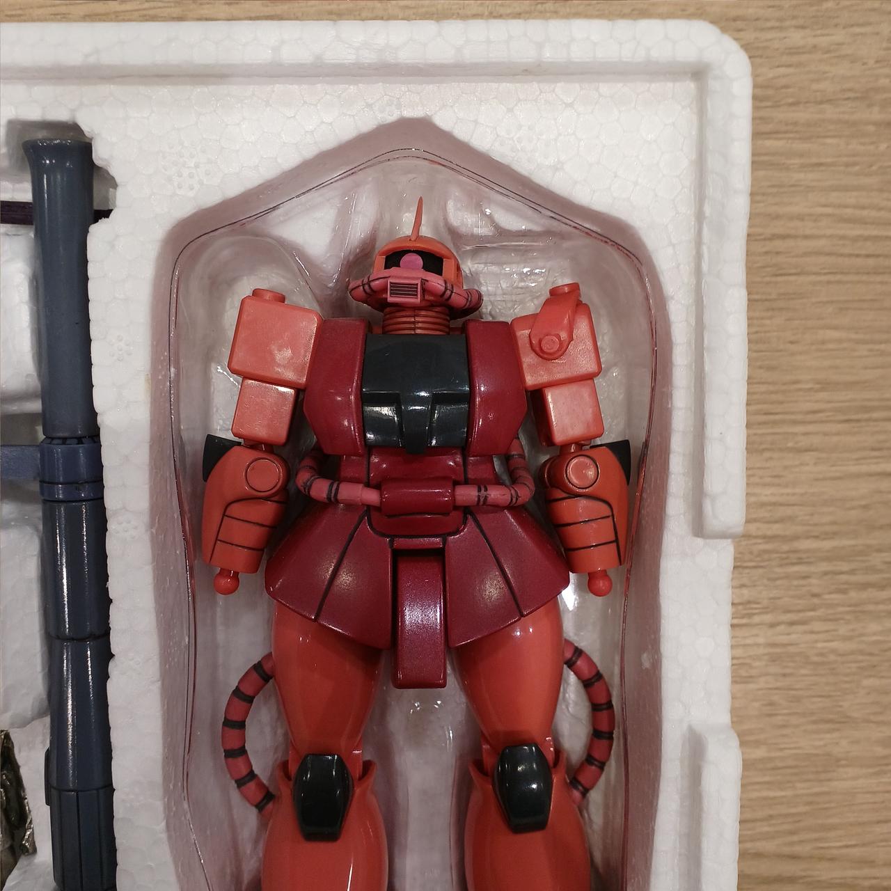 肩アーマー欠品