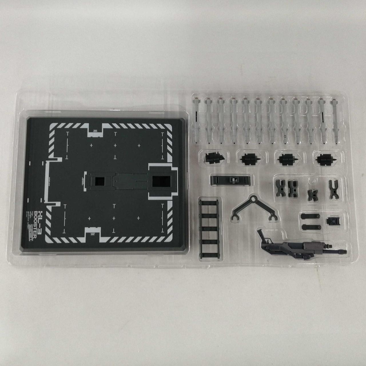 女性通信士用補助台座欠品