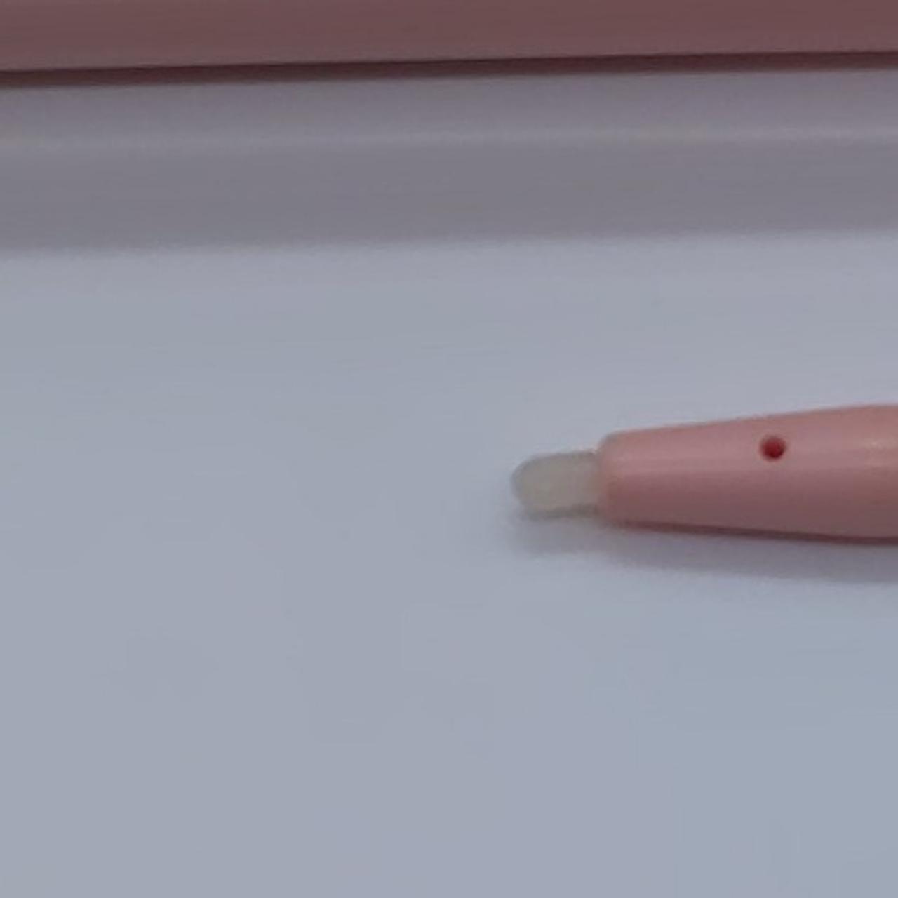 ペン先曲がっています