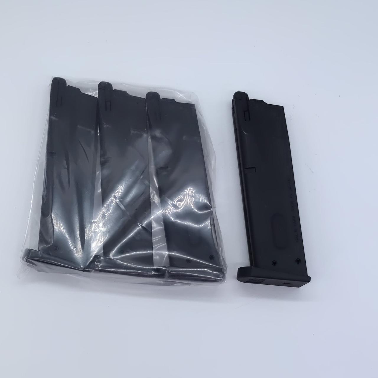 予備マガジン3本付属