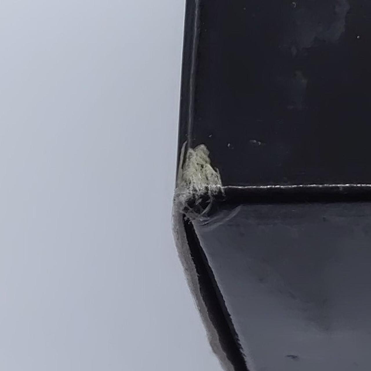 箱折れあり