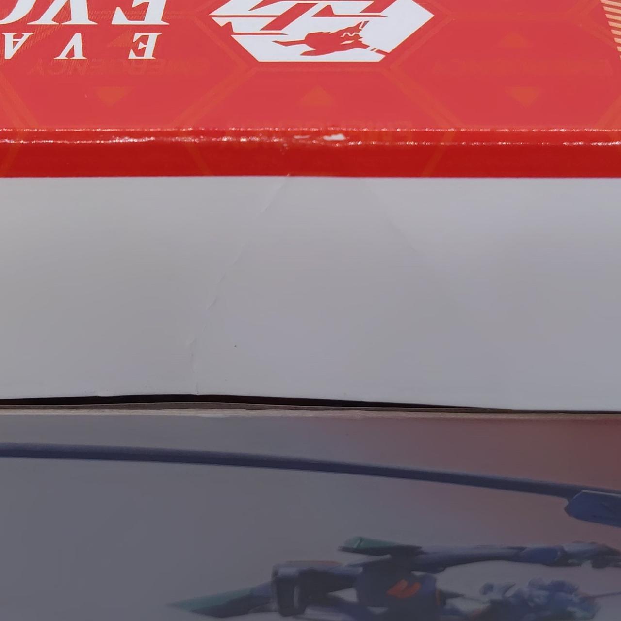 箱傷みあり