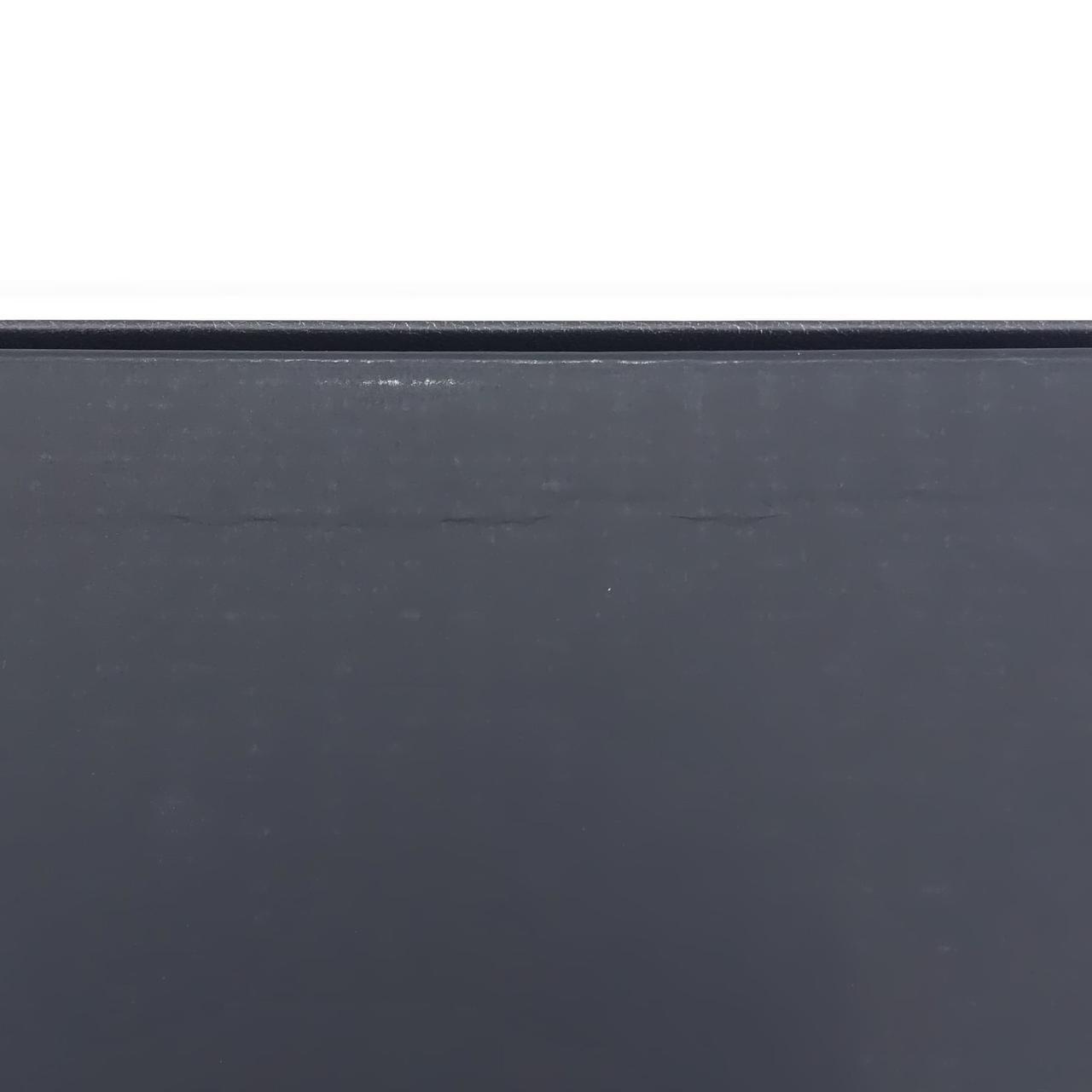 箱裏側擦れあり