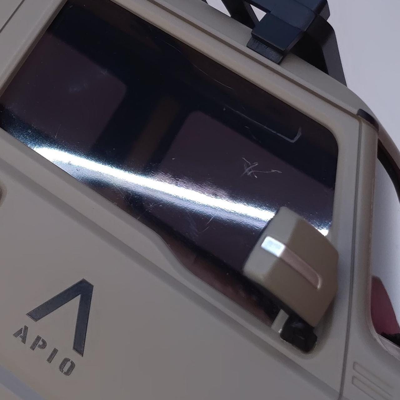 運転席側前キズあり