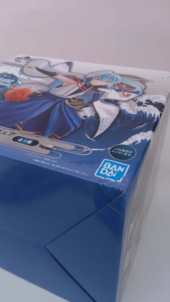 箱の右下隅に歪みあり。