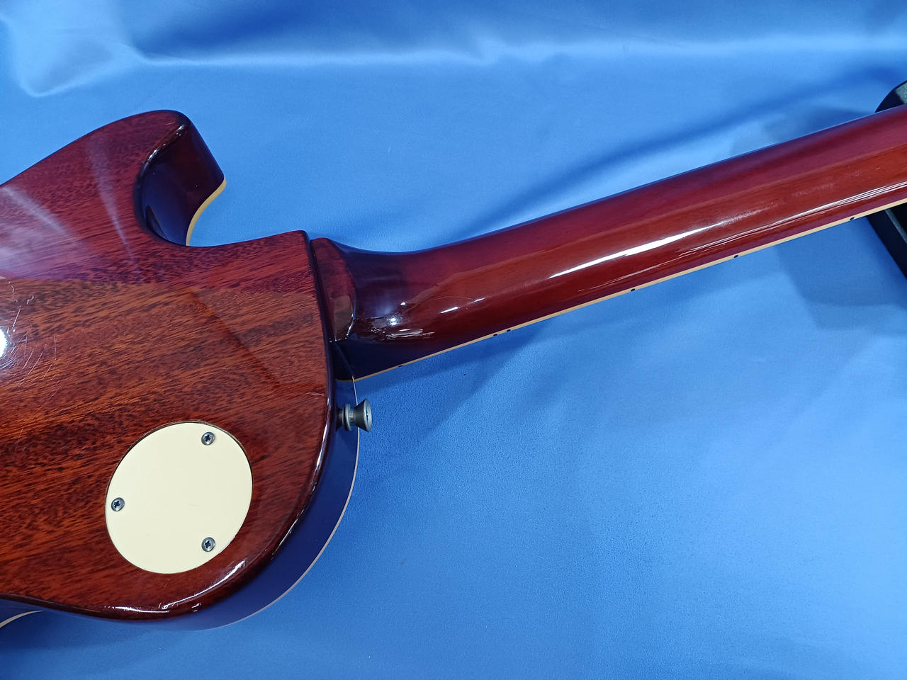 Epiphone エレキギター☆お値下げしました☆直せる方 Epiphone エレキ