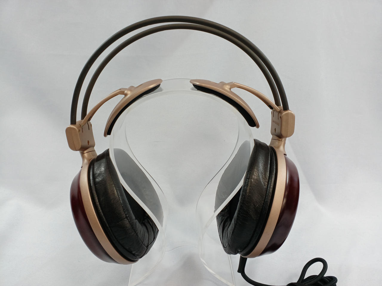 オーディオテクニカ ATH-W1000 ヘッドフォン Amazon.co.jp: audio-technica W Series 密閉型ヘッドホン ATH-W1000X