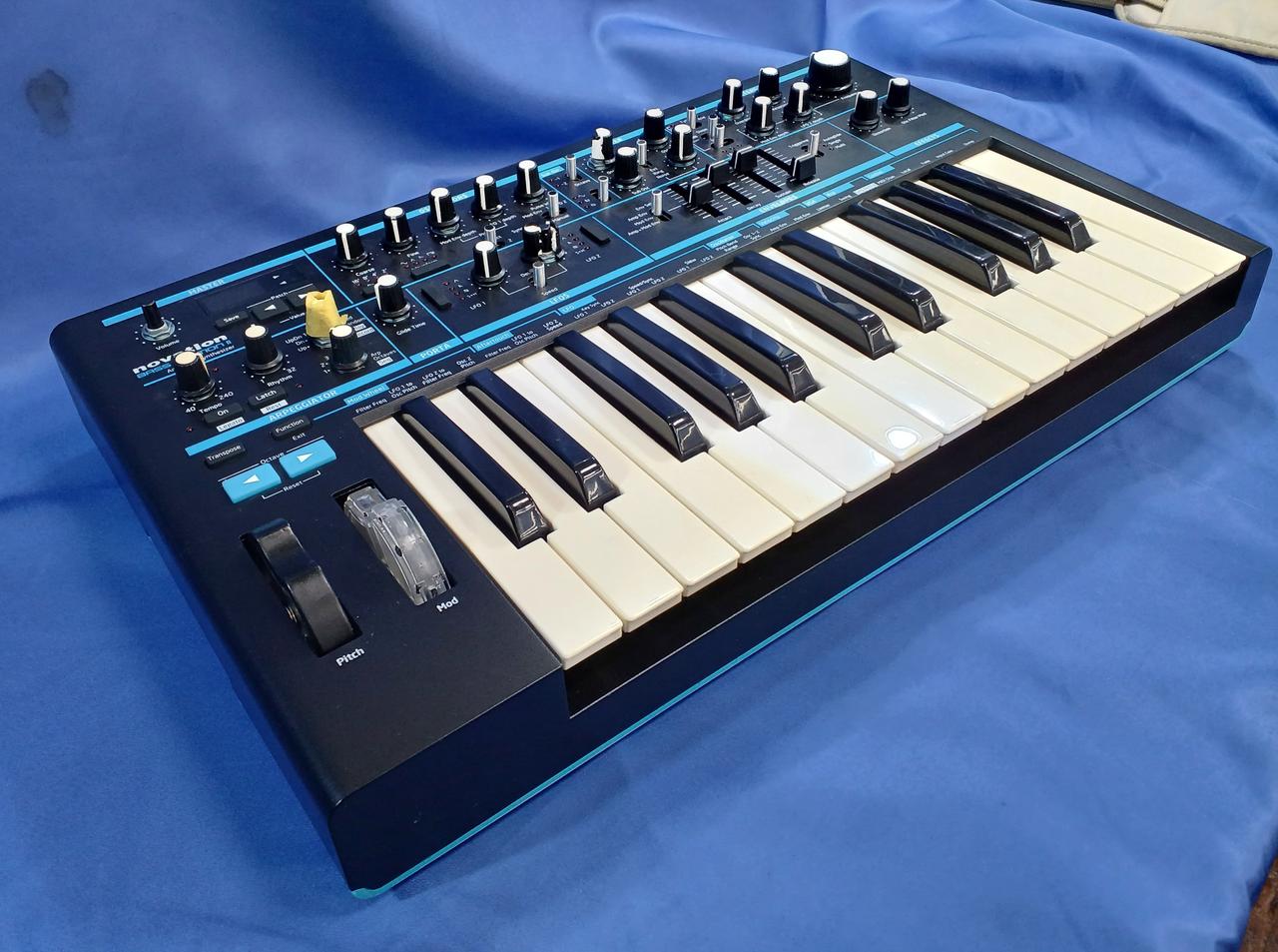 NOVATION|※ジャンク品 ベースシンセサイザー|【ハードオフ公式通販