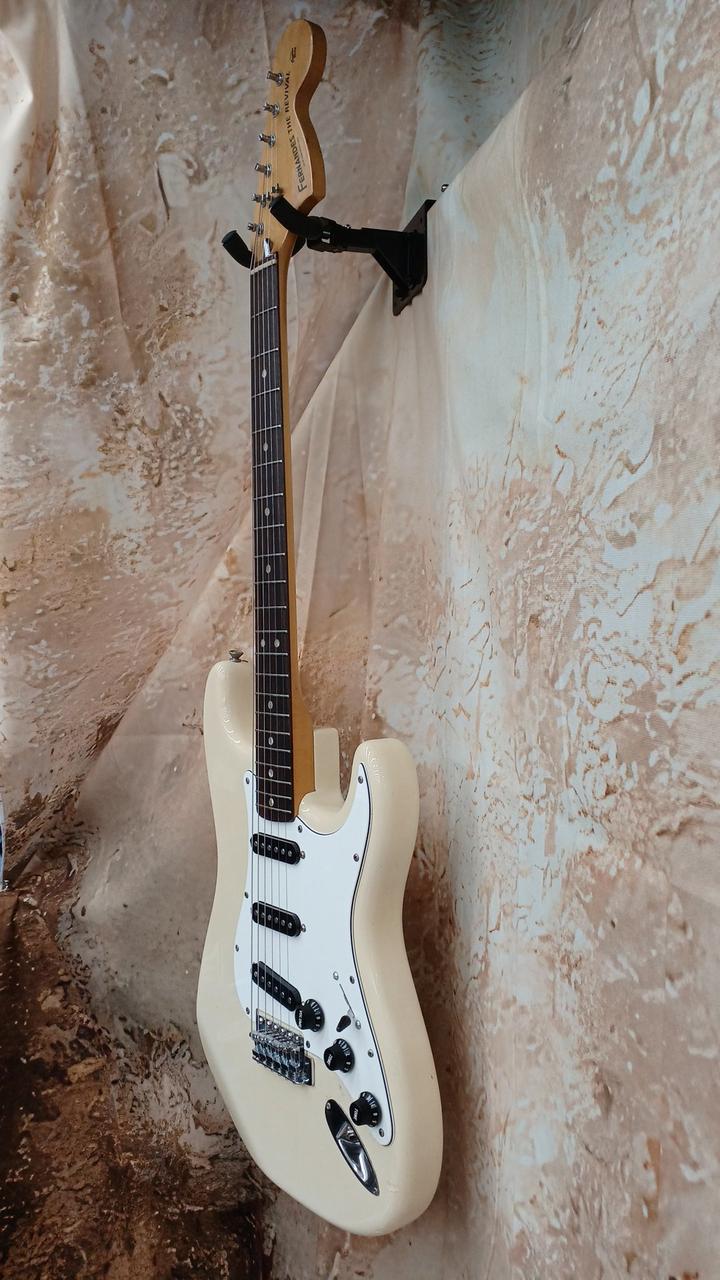 FERNANDES エレキギター ストラト 白 ソフトケース付き FERNANDES|エレキギター|【ハードオフ公式通販】オフモール