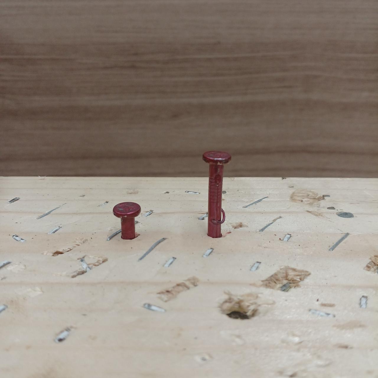 左側が最大深さ、右が最小です