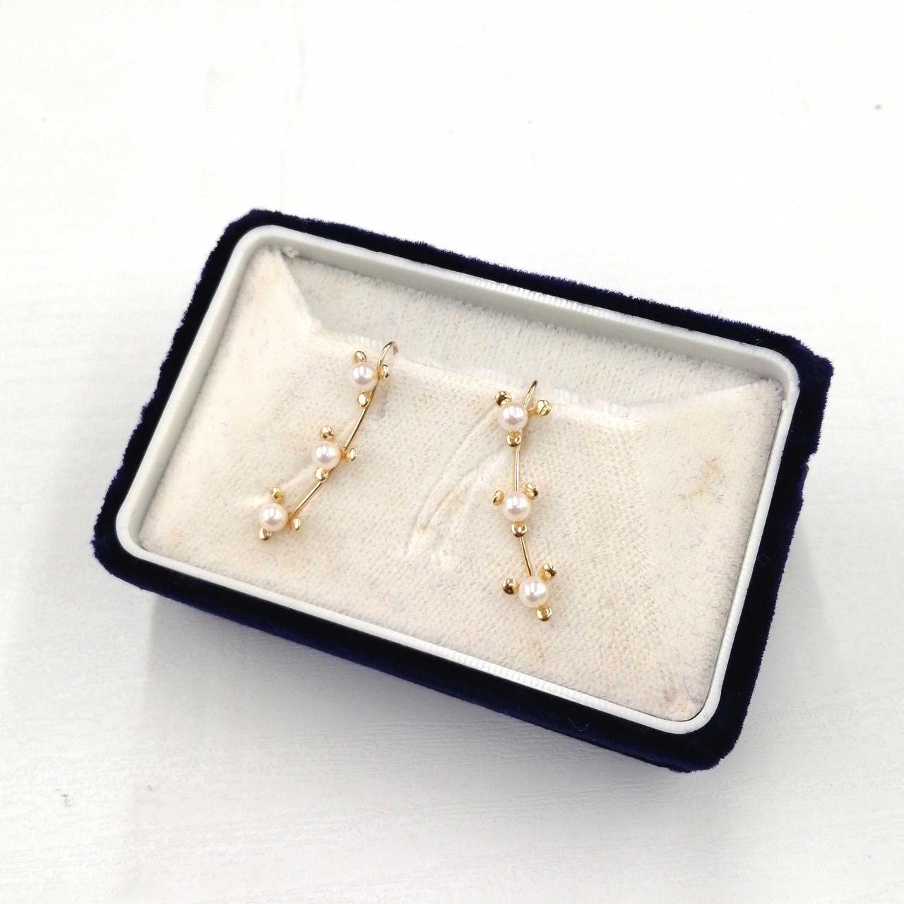 ケースの状態が悪いです。