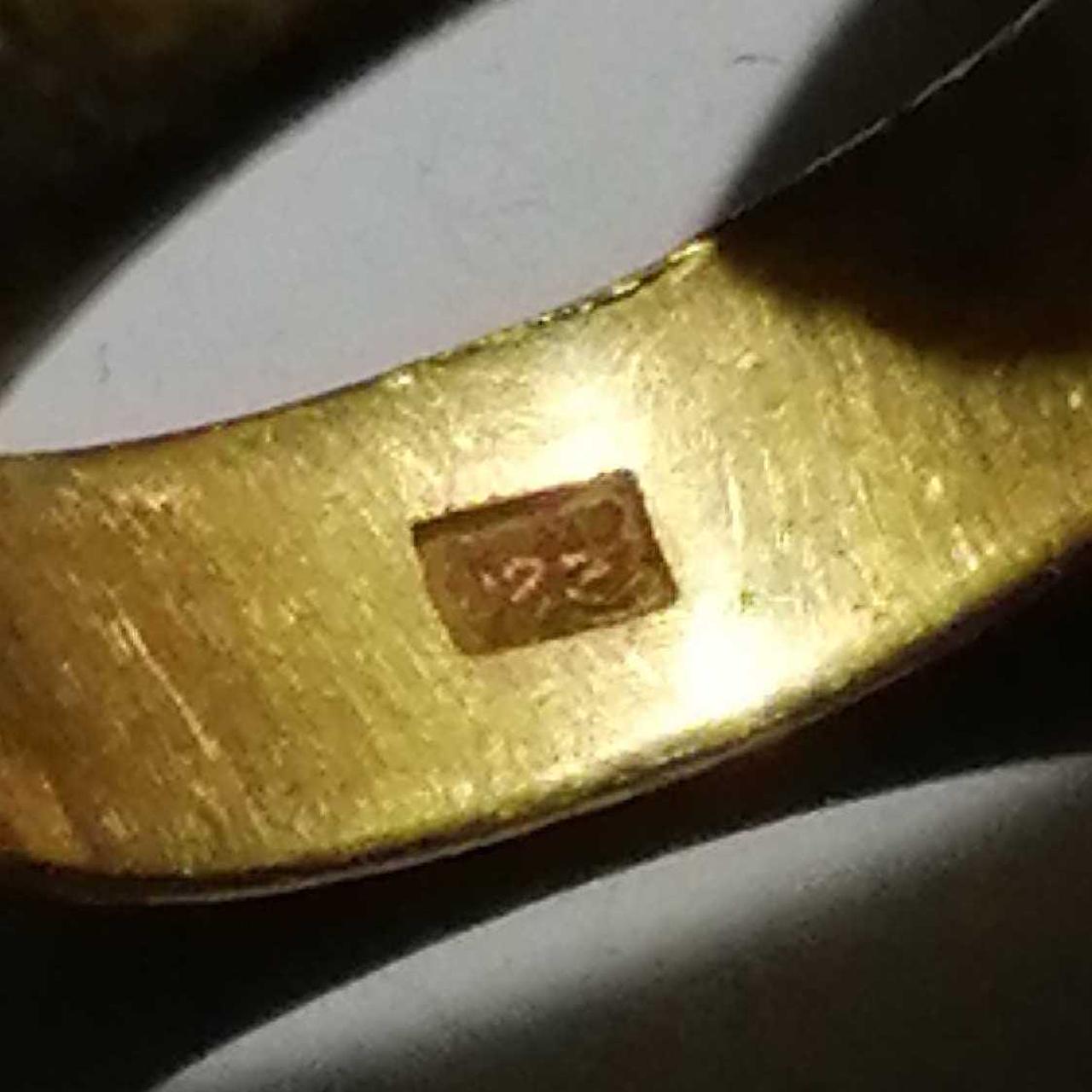 純金の刻印があります。