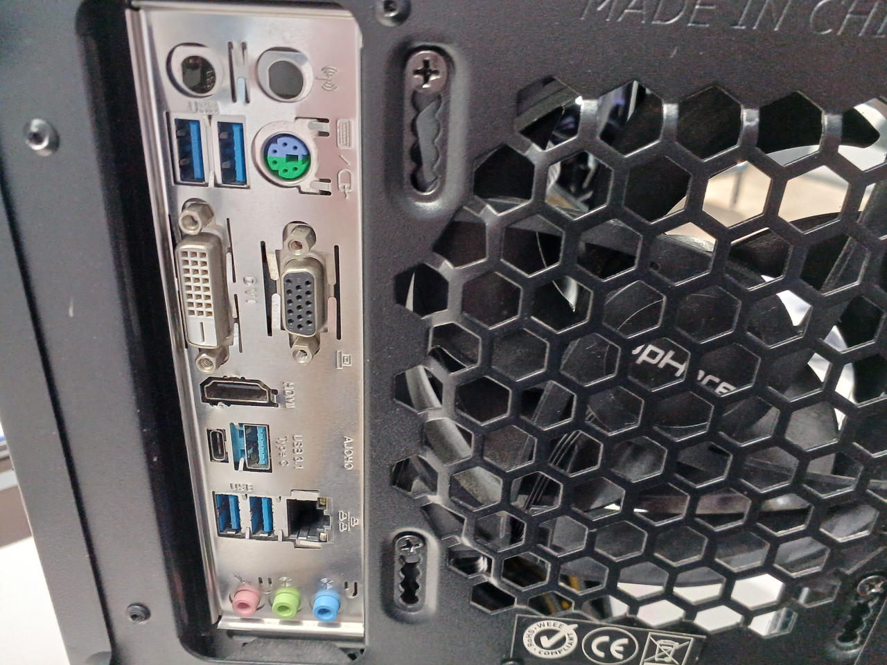 自作ディスクトップPC Windows10 自作ディスクトップPC Windows10 自作