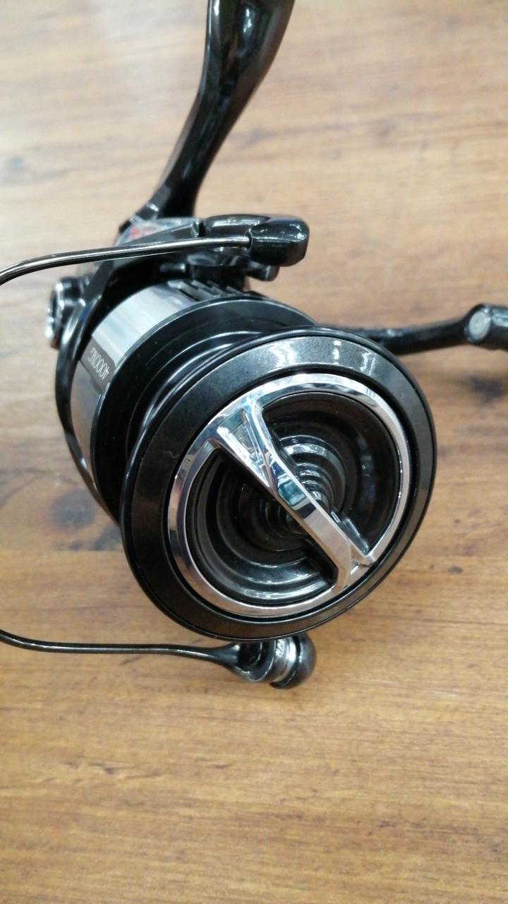 qhmirai】シマノ23STRADIC 4000XG スピニングリール qhmirai】シマノ