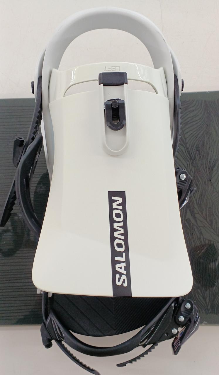 ハイバック若干黄ばみ見られます