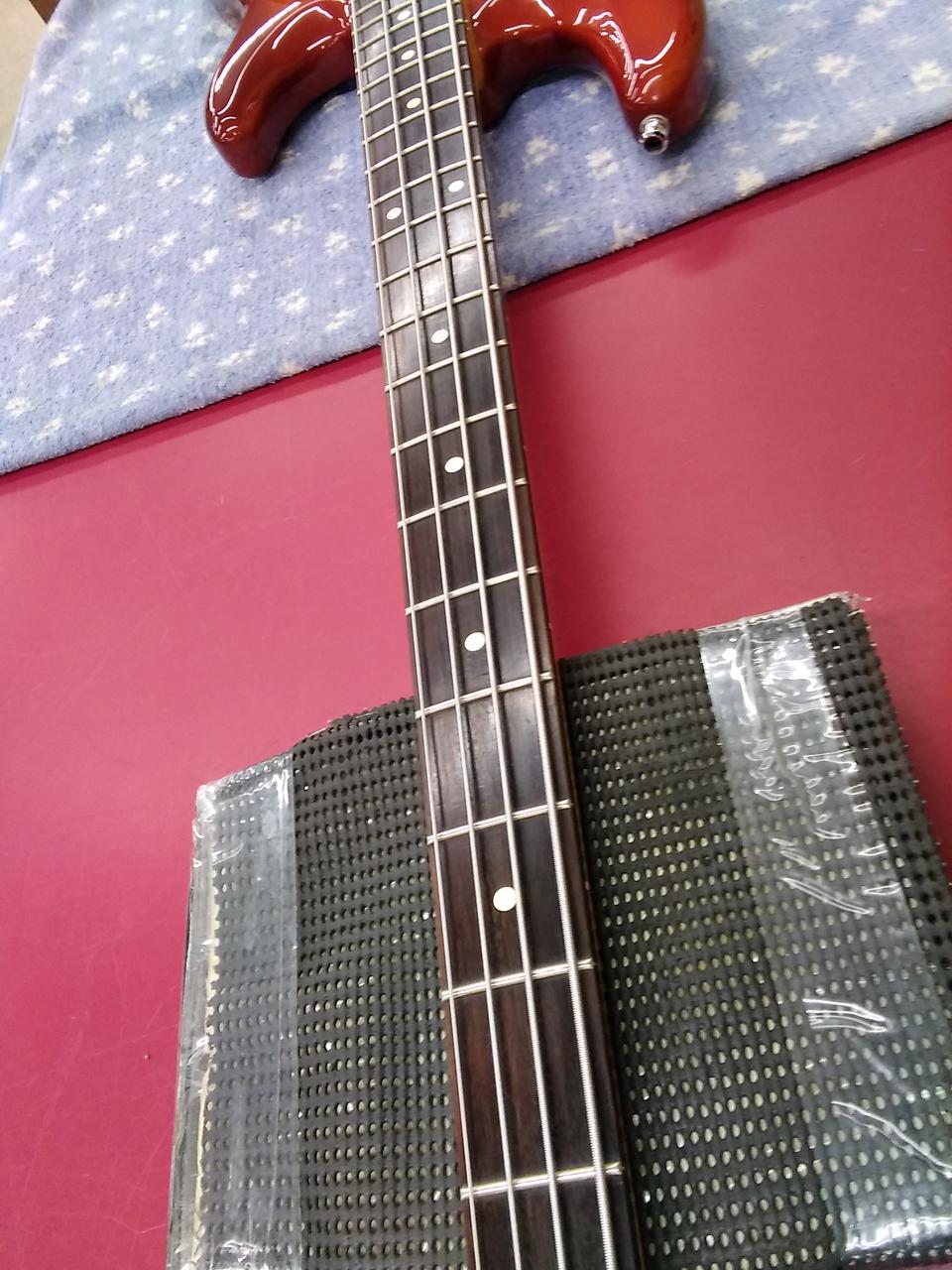 FENDE MEXICO/DELUXE ZONE BASS 全国無料，お買い得