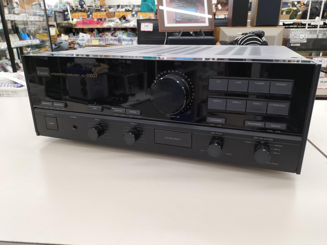 美品　希少　サンスイ　Sansui　AU-10000　ステレオプリメインアンプ Yahoo!オークション -「sansui au 10000」(一般) (アンプ)の落札