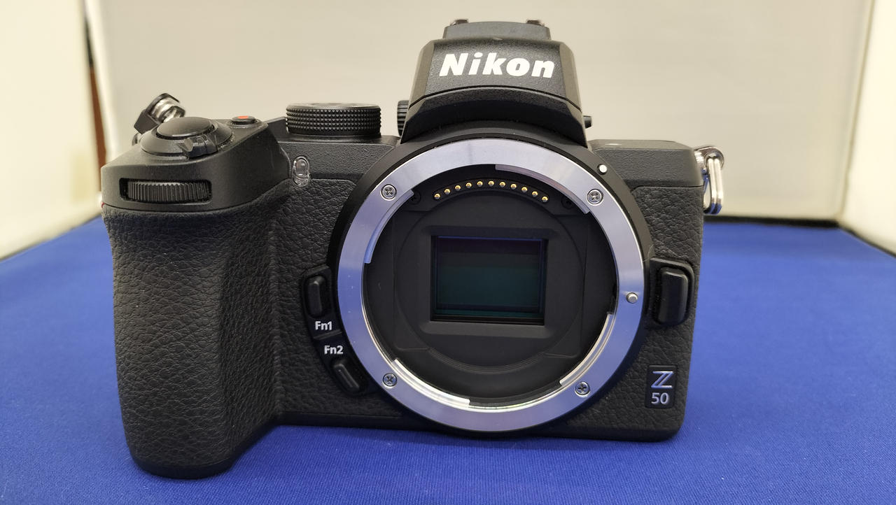 NIKON デジカメ ニコン 2000万画素のグローバルシャッターカメラNikon ZXを来年に発表