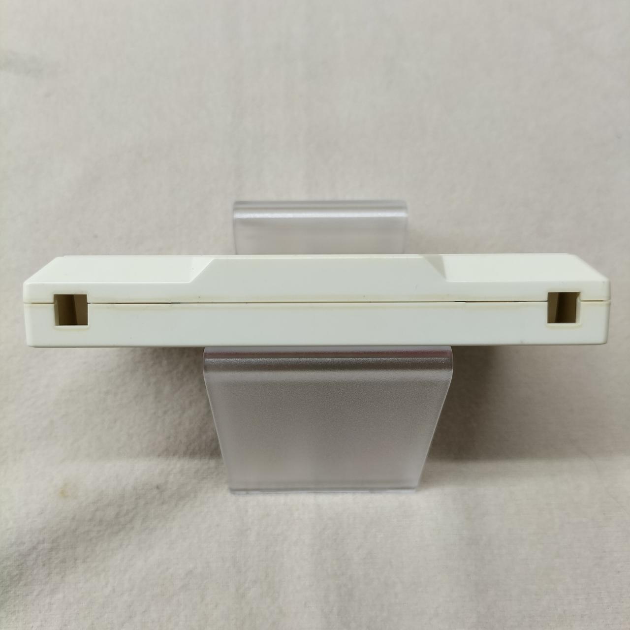 注：筐体変色あり