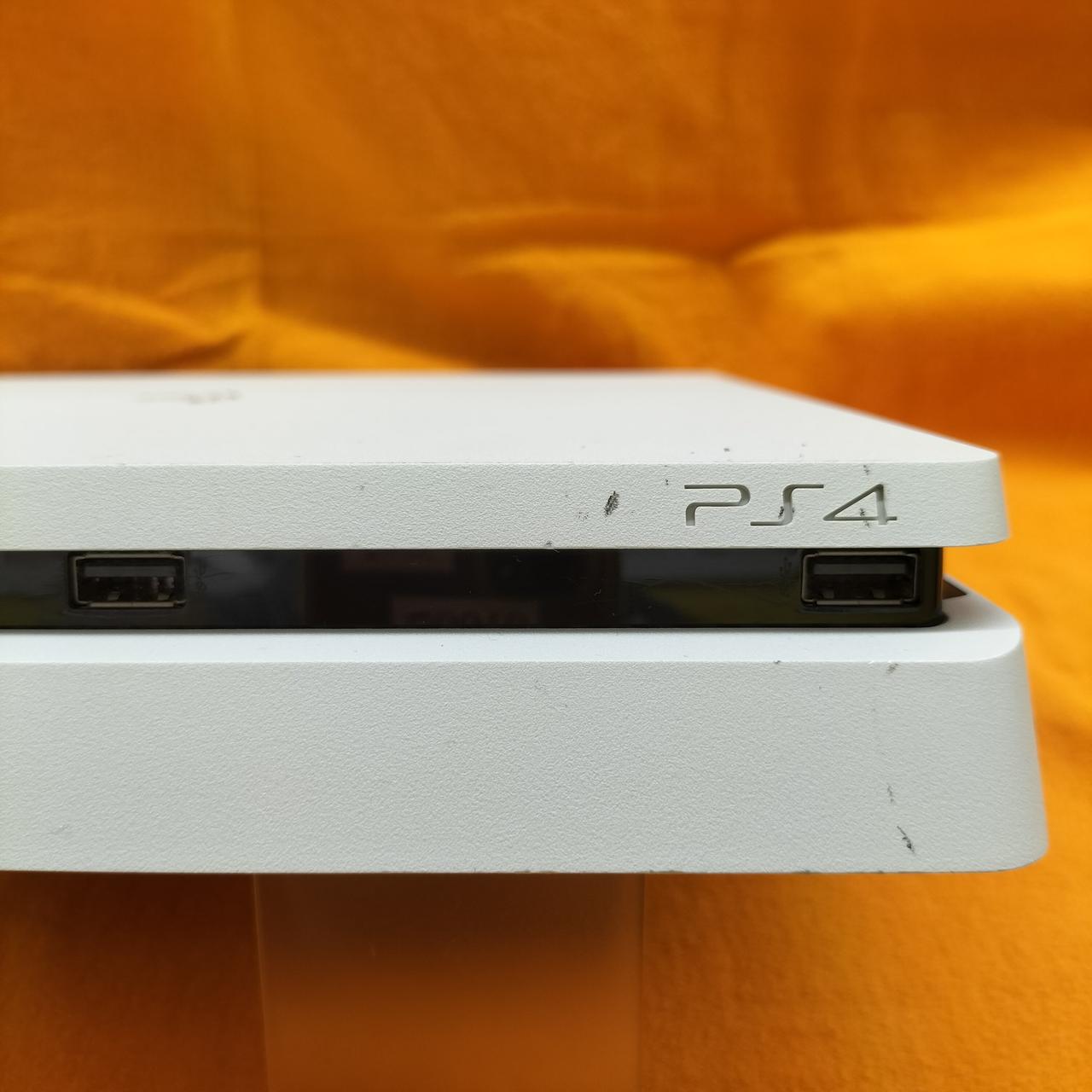 注：キズ・汚れあり