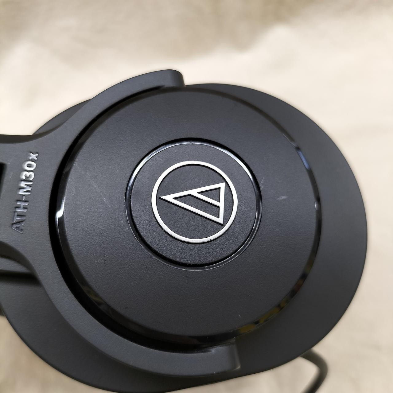 中古】audio-technica プロフェッショナルモニターヘッドホン ブラック  