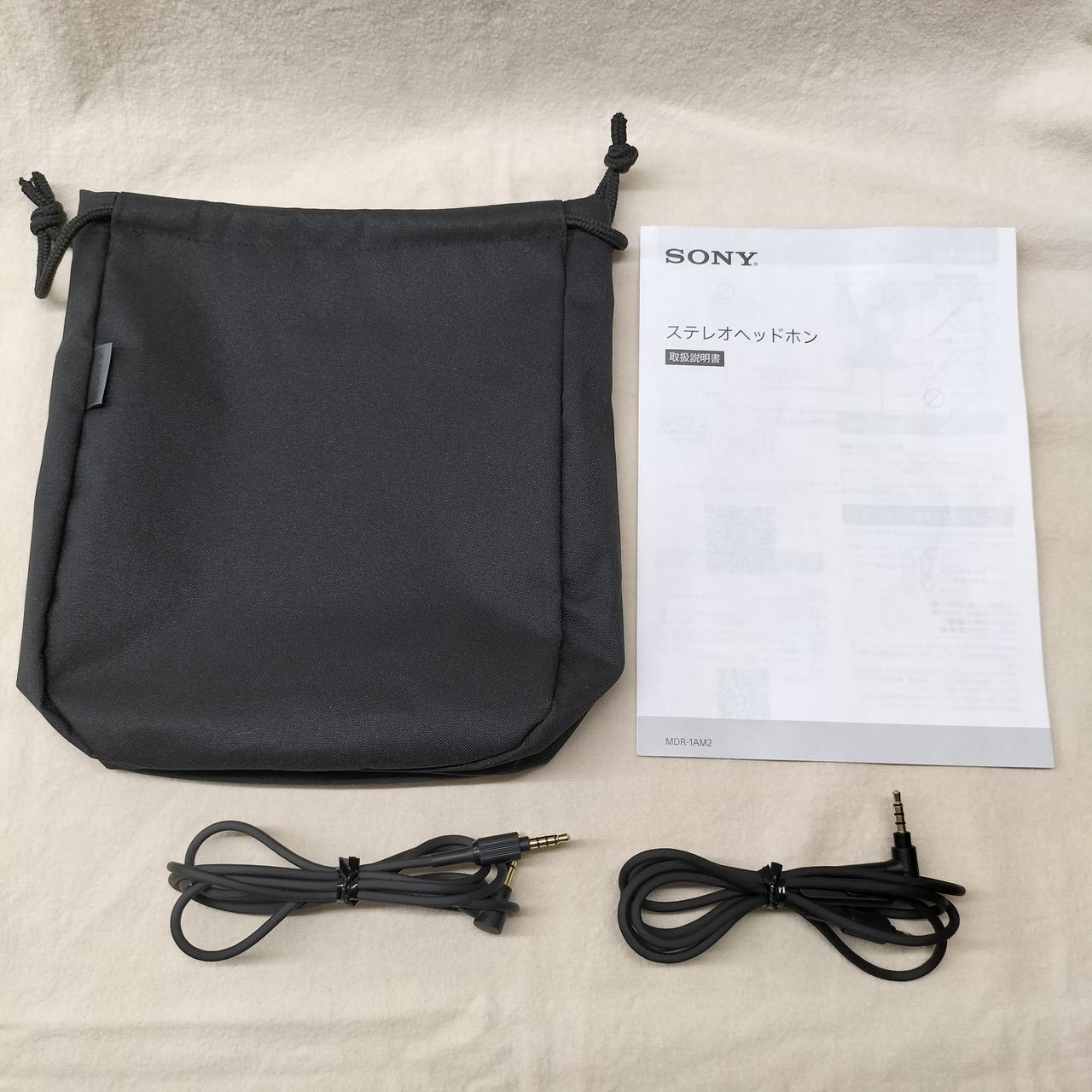 SONY　MDR-1AM2　【動作確認済み、外箱に破れあり】 SONY MDR-1AM2 【動作確認済み、外箱に破れあり】 SONY MDR-1AM2