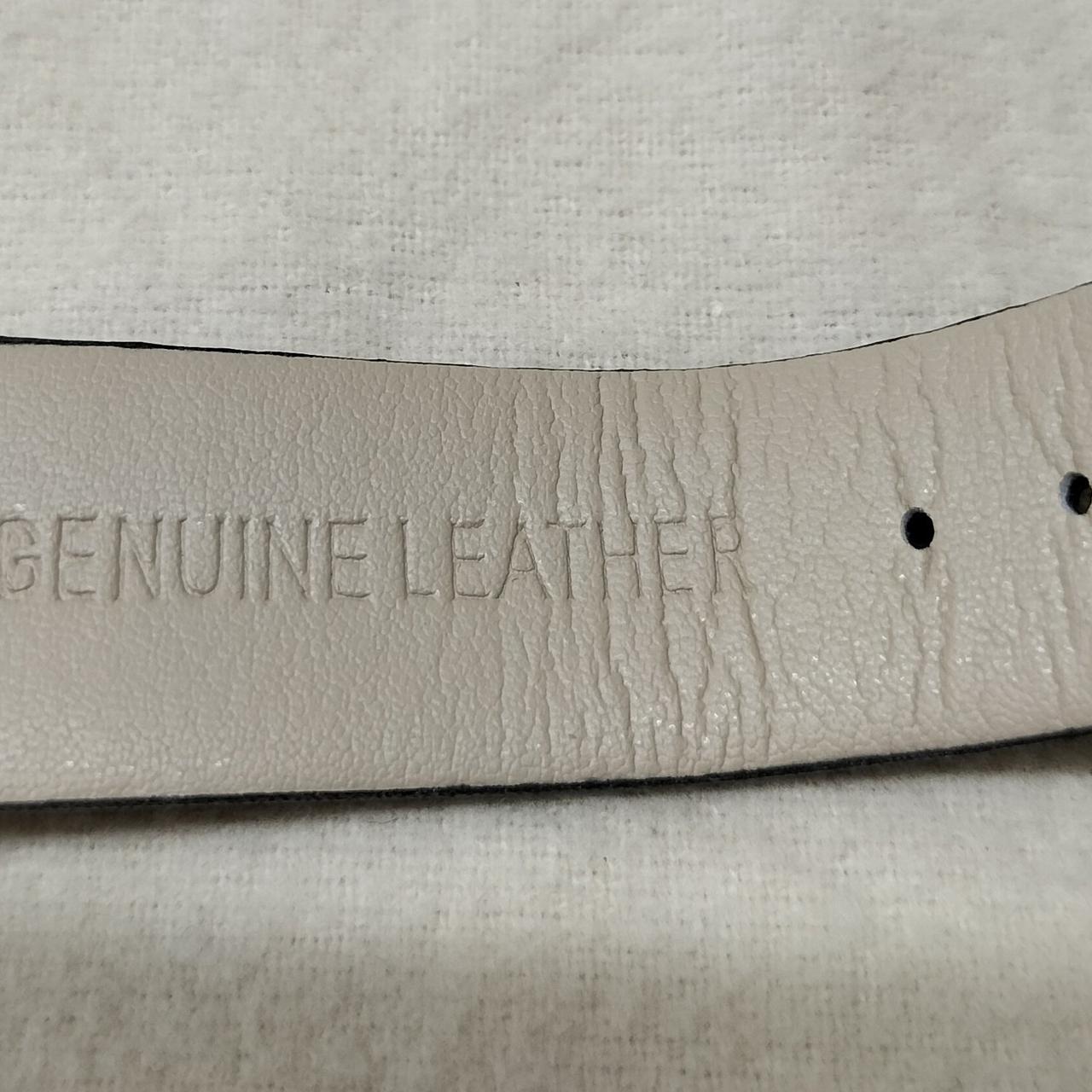 注：本体に折れ跡あり