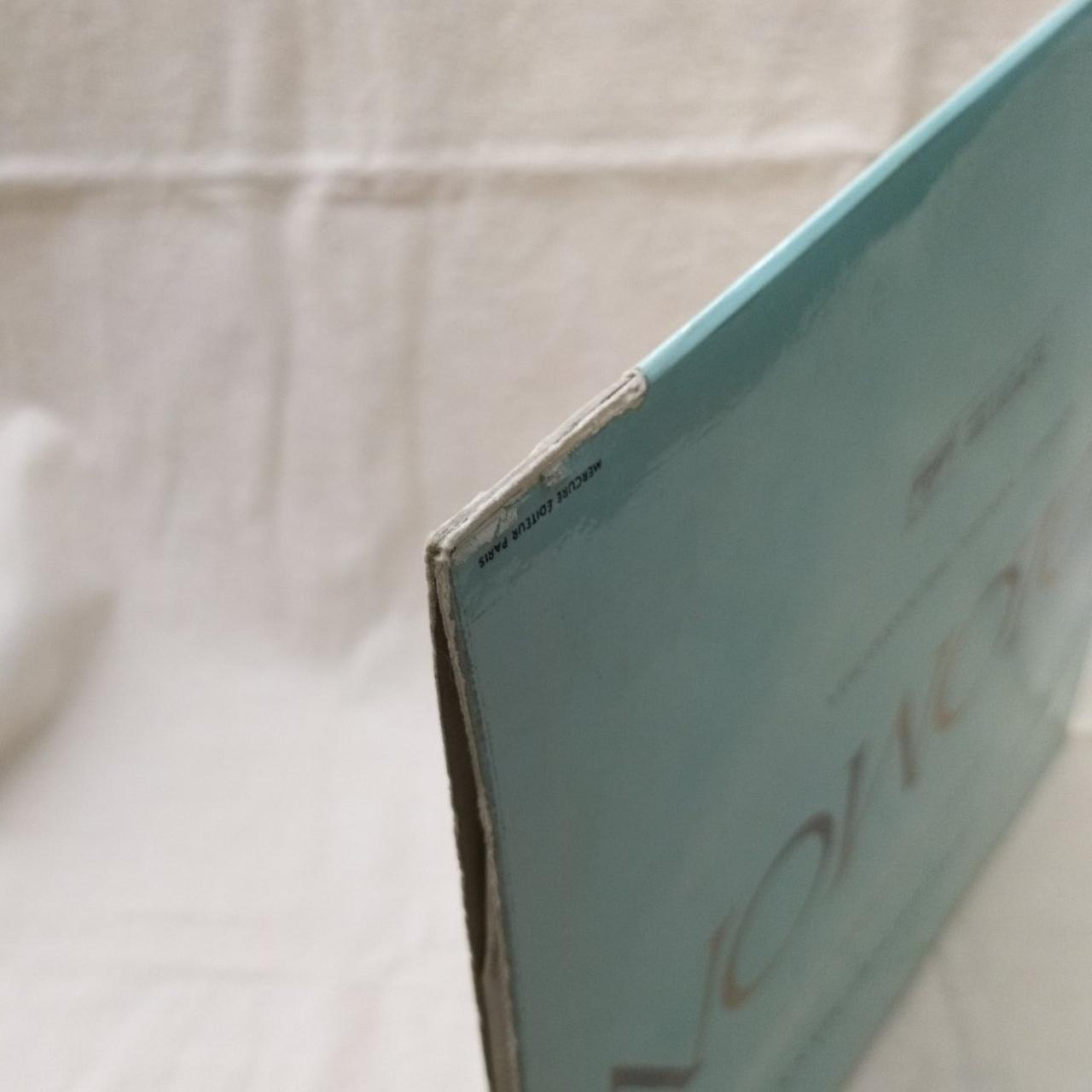 ※ジャケット、破れ