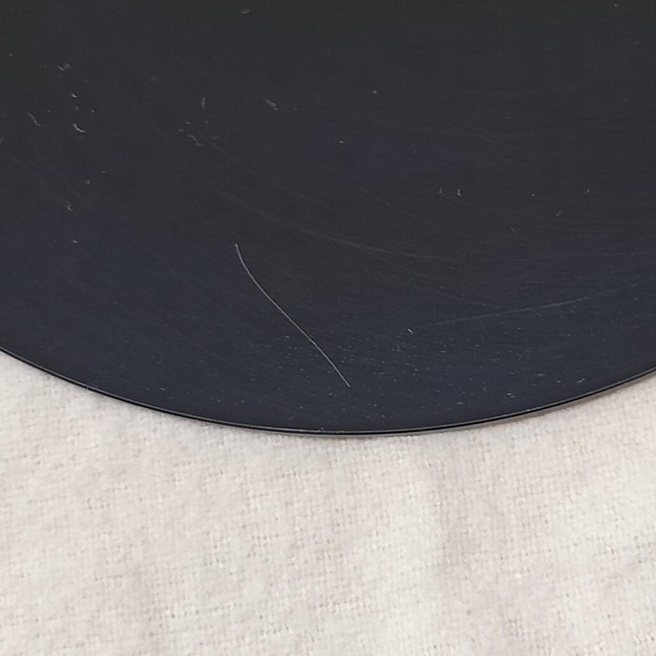 注：盤面にキズあり