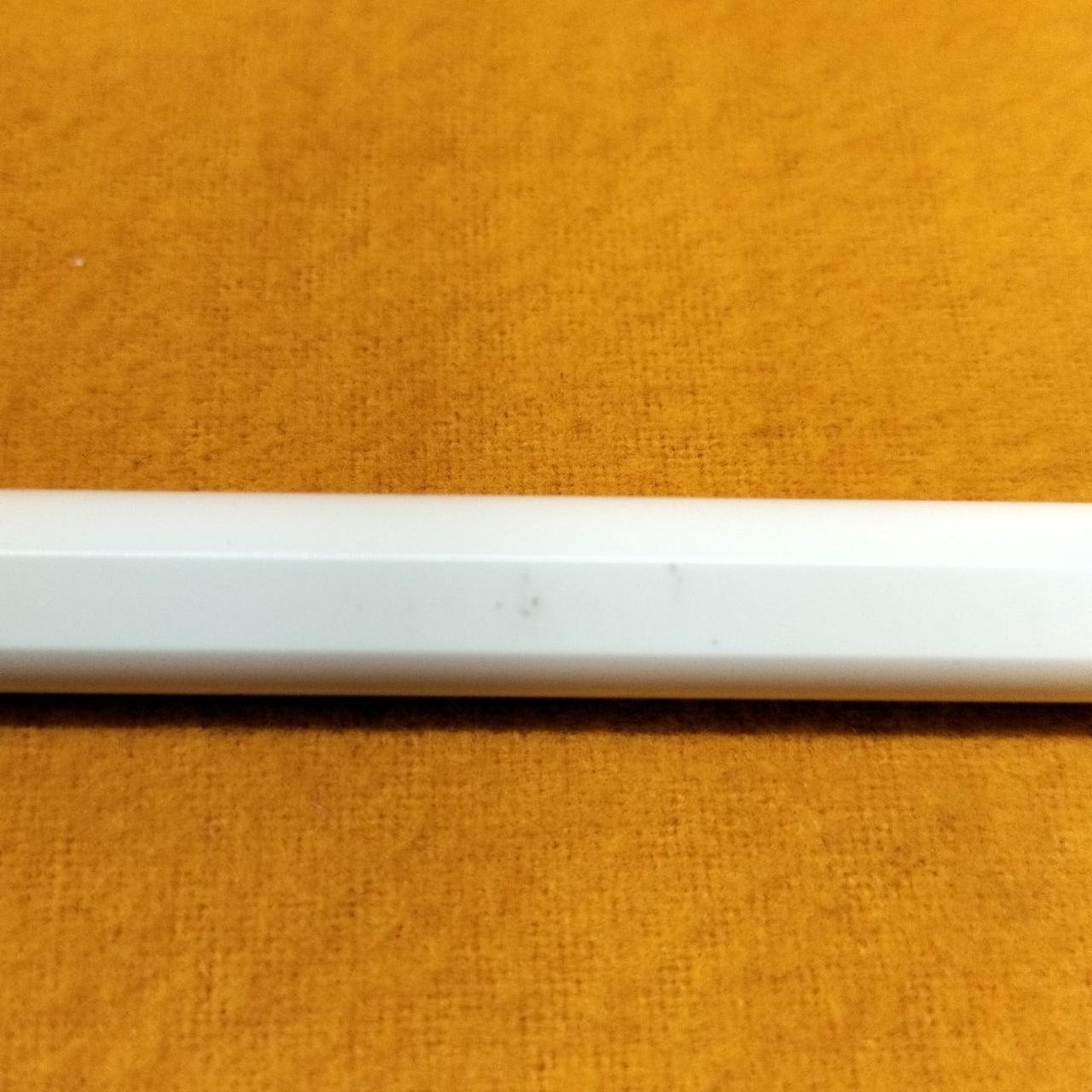 注：落ちない汚れ複数箇所あり