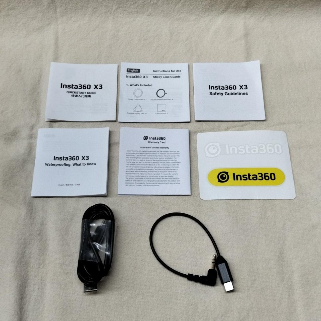 取扱説明書/ステッカー/接続ケーブル