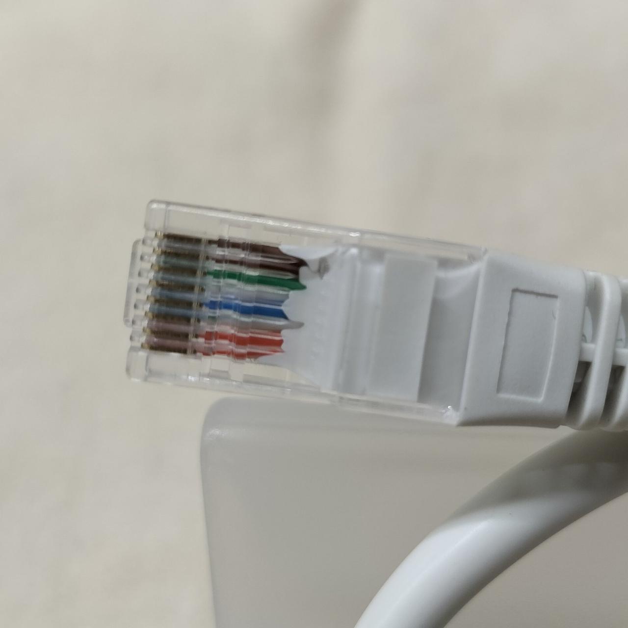 LANケーブルの端子