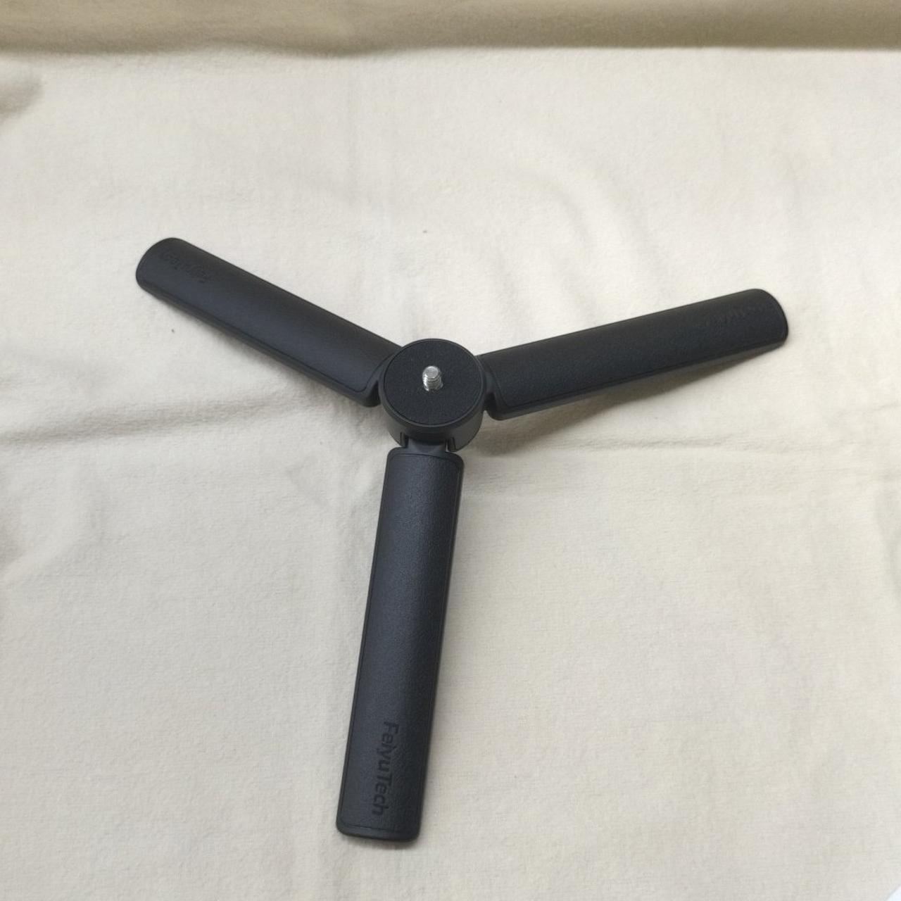三脚