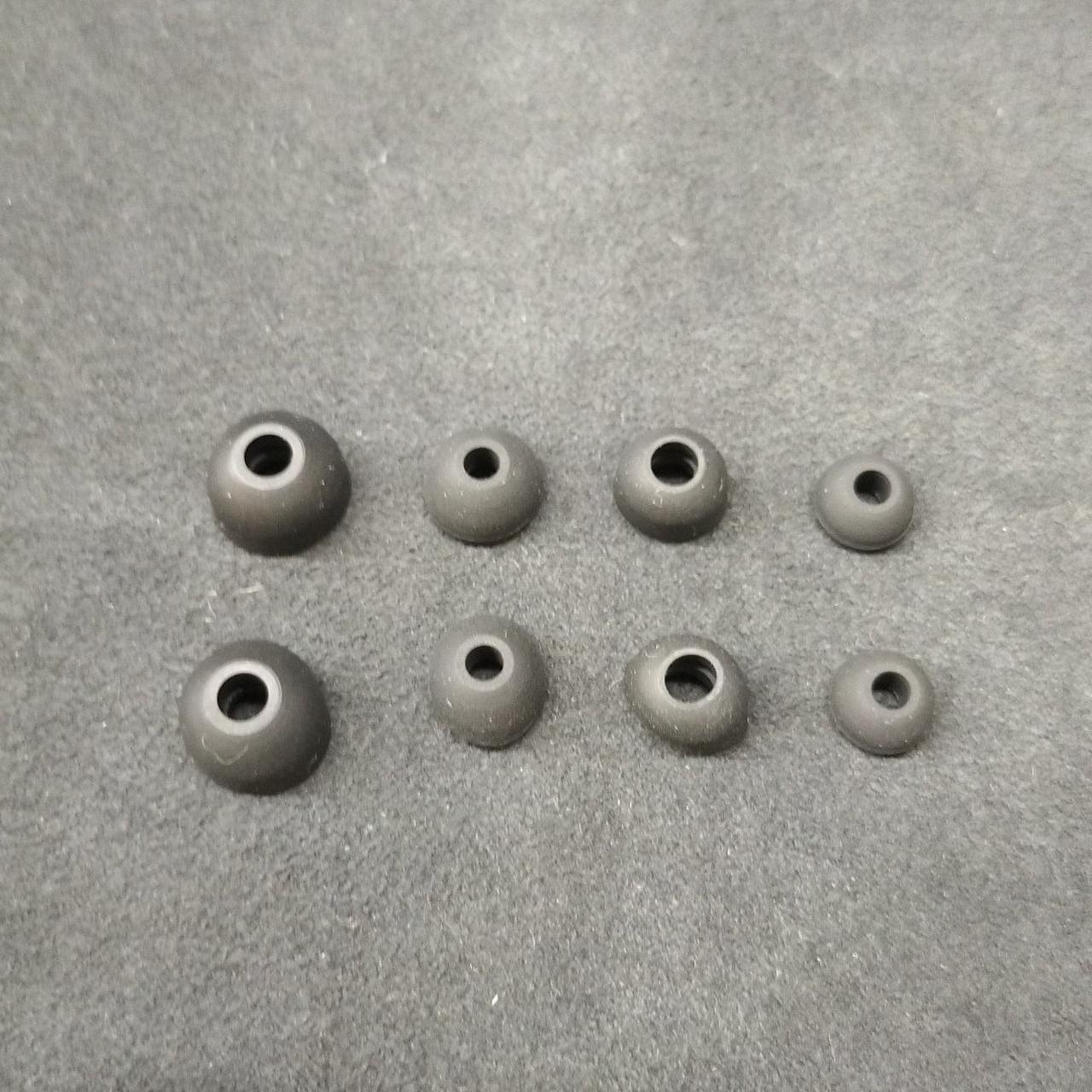 イヤピース計4組※Mサイズ欠品