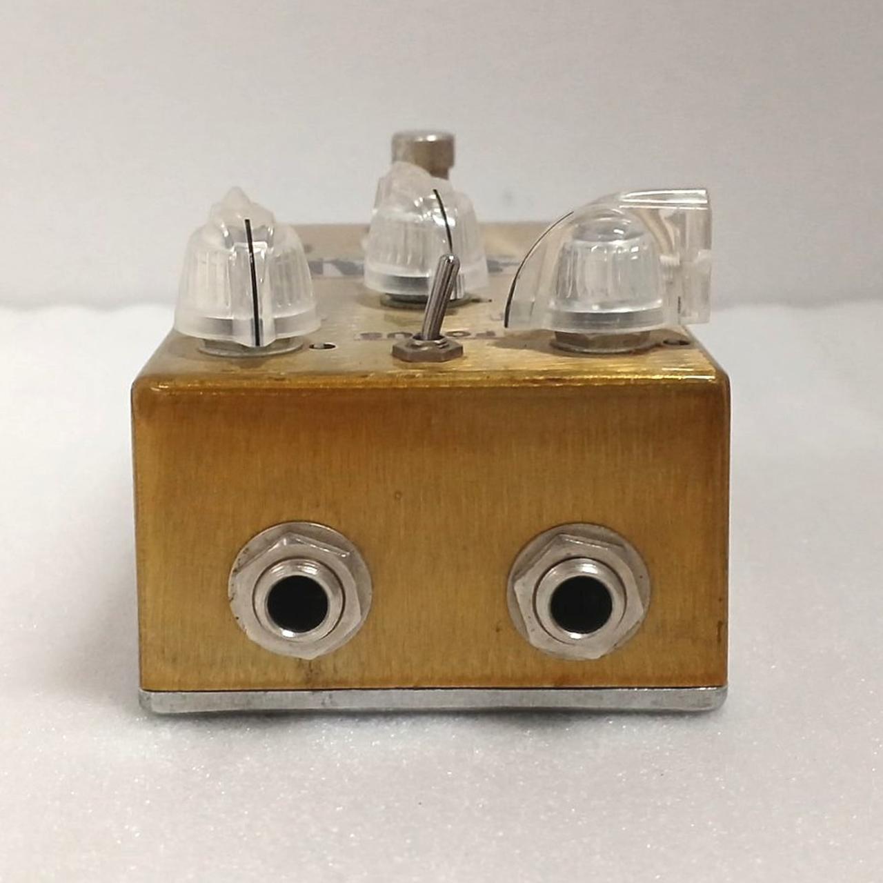 FOCUSスイッチに曲がりあり