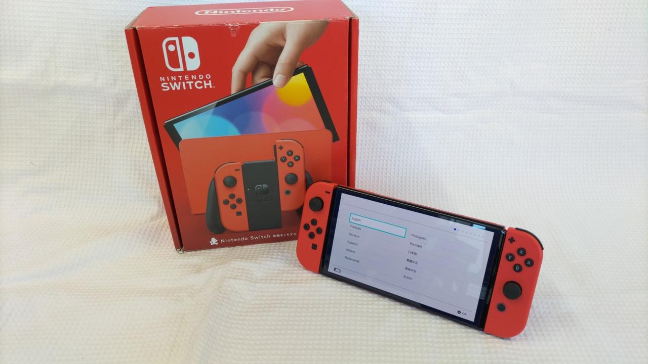 Nintendo Switch - Nintendo Switch™︎ 有機ELモデル マリオレッド　2個セット Nintendo Switch（有機ELモデル） マリオレッド | Nintendo