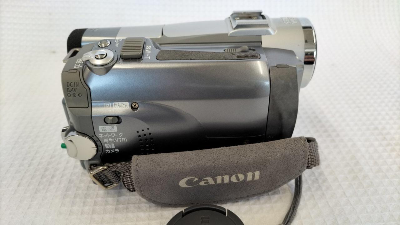 美品・動作良好 キャノン DM-FV M200 MiniDVビデオ DVD化に Amazon | Canon キャノン DM-FV M200 デジタルビデオカメラ miniDV