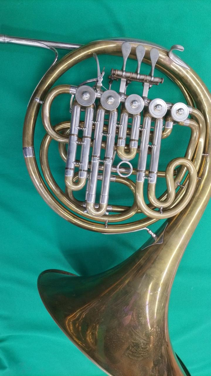 メンテナンス済み　Hans Hoyer　N802B　フレンチホルン　フルダブル メンテナンス済み Hans Hoyer N802B フレンチホルン フルダブル