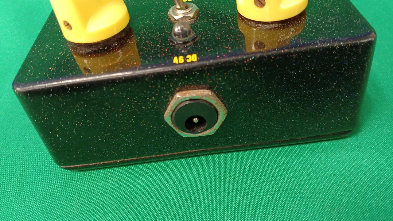 シール剥がれ気味