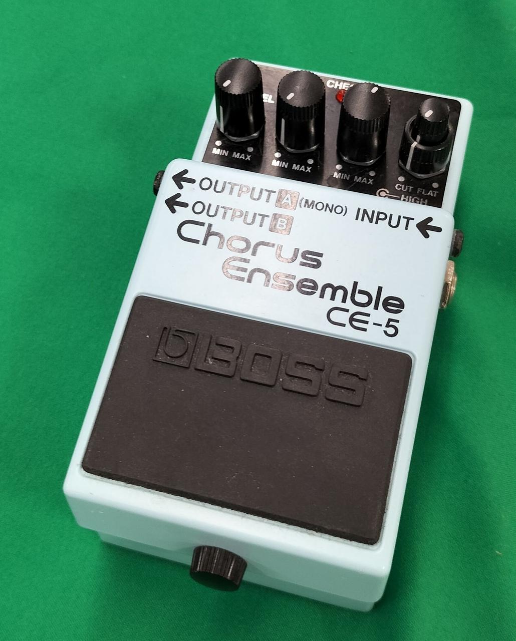 BOSS CE-5 現状販売 2025年版】BOSS CE-5は今でも買いか？定番コーラスを正直